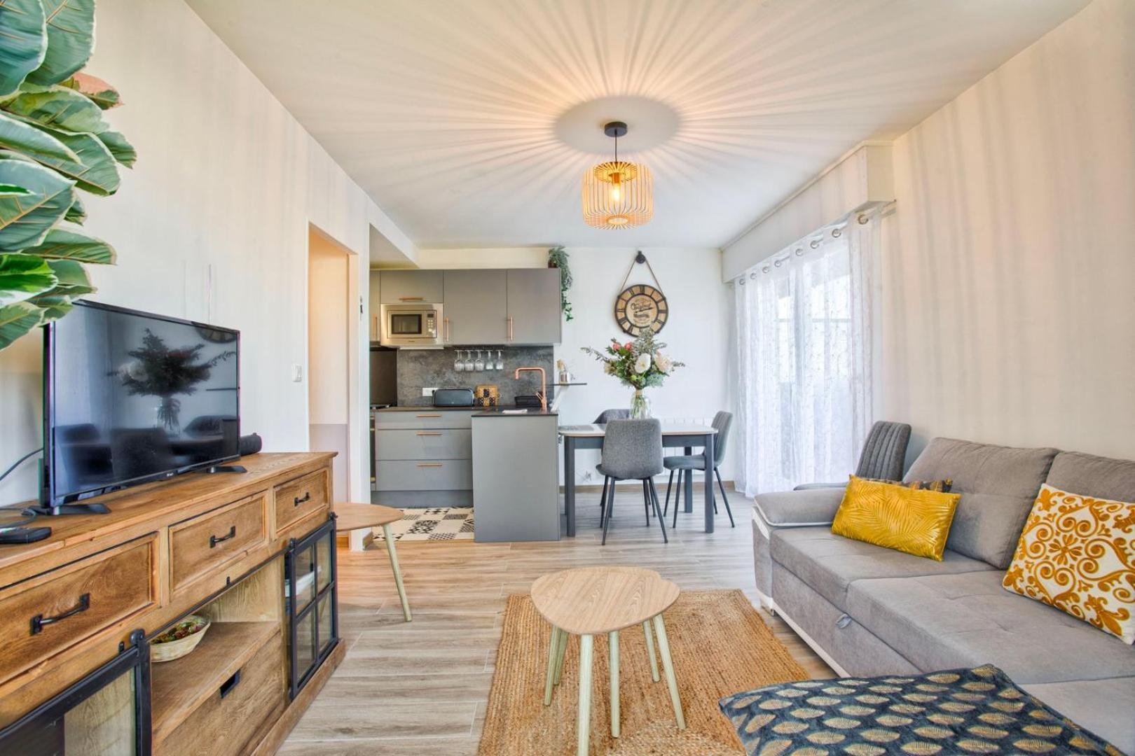 La Casa Nausicaa — Serenity On The Apartment